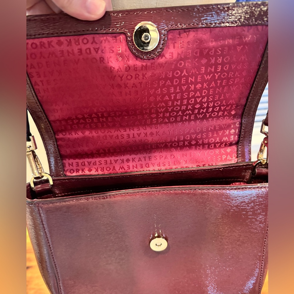 Kate Spade Patent Textured Leather Crossbody in Wine!  Excellent Condition!